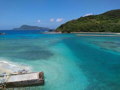 離島巡り(伊平屋島＆阿嘉島)10日間の旅～8日目　みんなで釣り＆午後はひとりで久しぶりの阿嘉ビーチへ