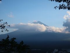 富士山の麓でブラブラ散歩とサイクリング　その1　船津胎内樹型、河口湖富士山パノラマロープウェイ
