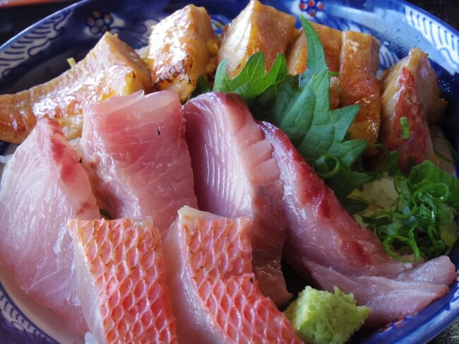 高知県室戸市は金目鯛の漁獲高が西日本一だそうです。<br />「室戸キンメ丼」を食べに室戸岬に行ってきました。