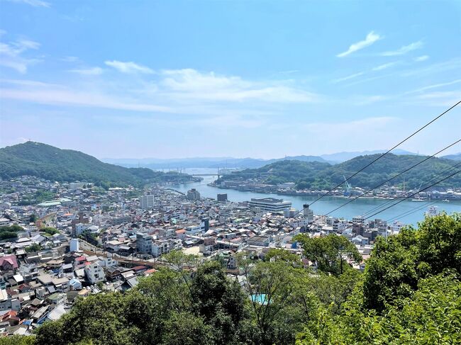 5歳年長息子連れ家族旅行2日目です。<br /><br />今日の予定は昼過ぎまで尾道。<br />午後は竹原の町並み保存地区を見て広島のホテルへ移動します。<br /><br />父は兵庫県姫路市からのスタート。<br />下道移動なのに猛スピードで迫ってくる父。<br />今日追い越されてしまうのでしょうか。