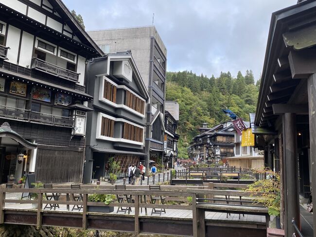 今回は久しぶりの東北旅行。<br />目的は２つ。<br />一つは銀山温泉、もう一つは最上川。<br />週末を使ってのでしたが、効率よく旅行することが出来ました。