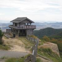 岡山県南部と小豆島の旅（三日目）～吉備国は、大和、筑紫、出雲などと並ぶ古代の地方国家。温羅伝説の鬼ノ城に風土記の丘、巨大古墳群もリアルです～