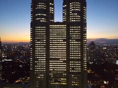 新宿京王プラザホテル　ホテルステイ＆朝散歩