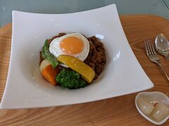 河口湖から大雨警報の中を静岡側へ。カフェナチュレでランチ～帰りの新幹線は三島駅手前で立ち往生の巻