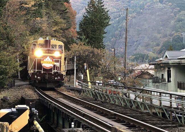 わたらせ渓谷鐵道（間藤駅～足尾駅～通洞駅）に沿って下って、歩きました