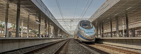 【ワルシャワ１日目】国鉄列車のコンパートメントでポーランド縦断。