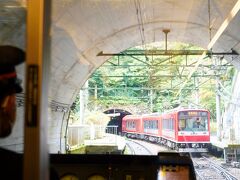 ロマンスカーVSEと箱根登山電車で、強羅へ。