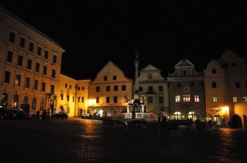 2014年チェコ・ハンガリー旅行記　第3回　夜のチェスキークルムロフを散策