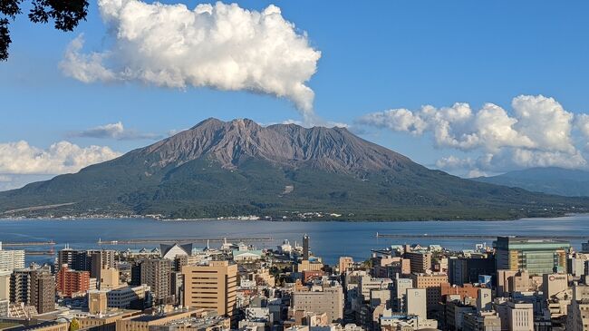 せごどんで有名な<br /><br />鹿児島に<br /><br />行ってみたど