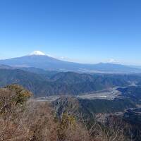 山梨の山旅♪篠井山・御正体山・高ドッキョウ・貫ヶ岳