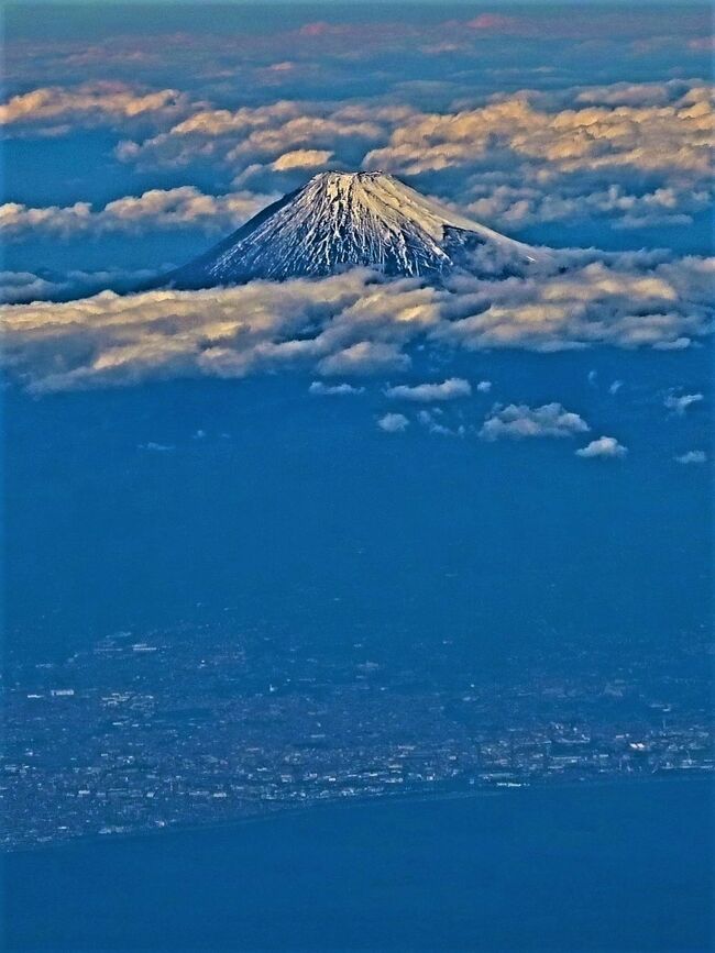 羽田空港へ 4 Jal312便 富士山 雄姿堂々 浜松 静岡 伊豆半島 伊豆大島 房総南部 清水 静岡県 の旅行記 ブログ By マキタン２さん フォートラベル