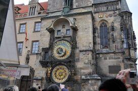 2014年チェコ・ハンガリー旅行記　第11回　プラハ散策その2　カレル橋と聖ニコラス教会と天文時計