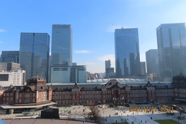 12月11日、午後0時半頃に東京駅前の新丸の内ビル7階のテラスから東京駅丸の内駅舎等の風景を眺めました。　約2年ぶりです。<br /><br /><br /><br /><br /><br />*写真は東京駅丸の内駅舎