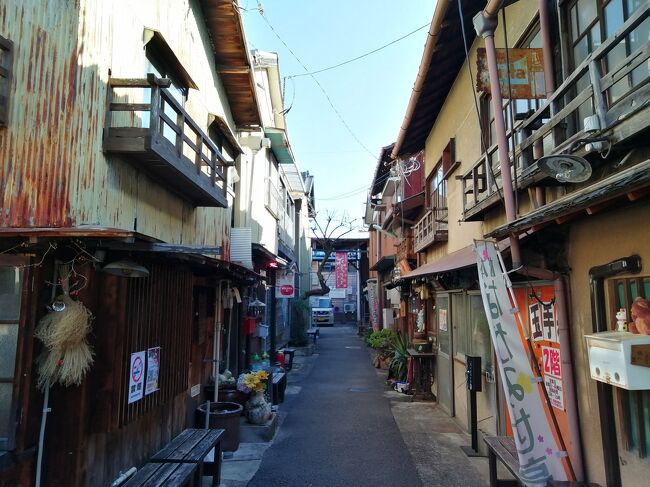 2021年も12月半ば、とある買い物ついでに昭和の面影が残る松應寺横丁を散策。<br />そしてレトロな洋食屋でランチ、東海道岡崎宿“二十七曲がり”もチラリ歩き。<br />歴史にふれる半日を過ごせました。
