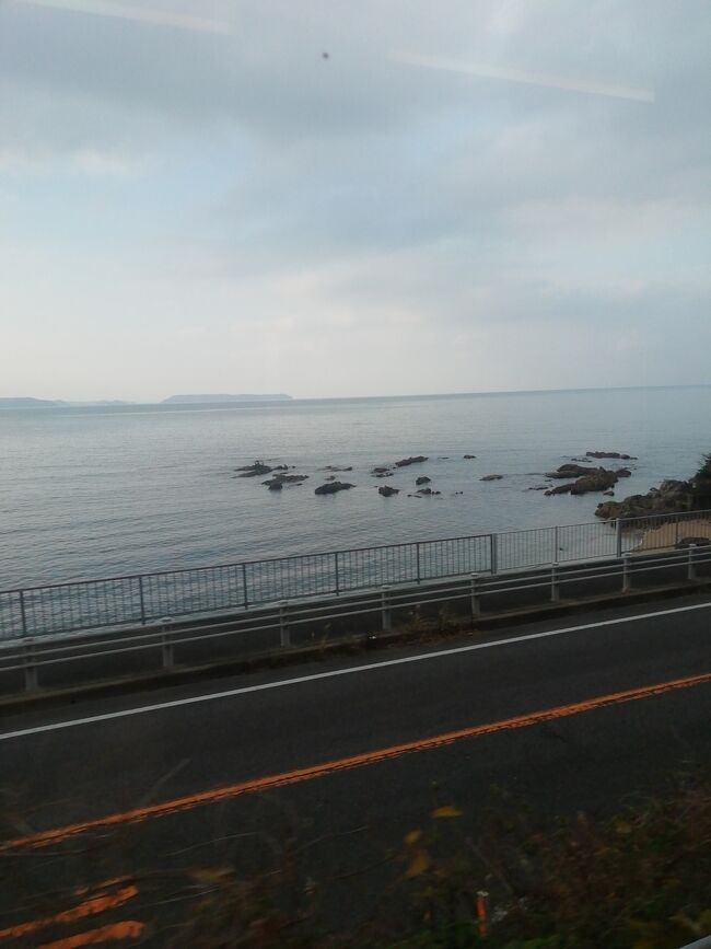 JR九州の「みんなの九州きっぷ（北部九州版）」を活用した旅です。<br />プライベートな旅で福岡県に泊まったことがなかったので、糸島市に行った時の記録です。