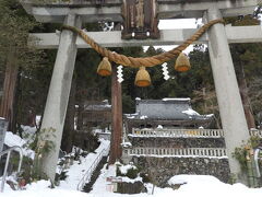 ようおまいりやす、こんな大雪の中。　<十一面観音さん詣り>