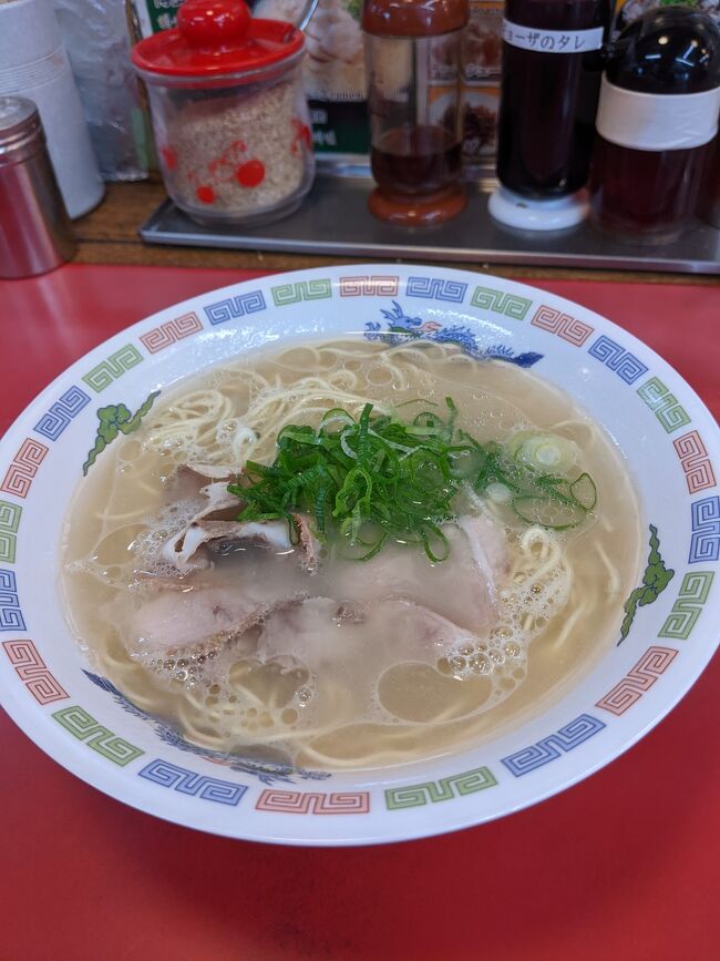 半額マイルの旅、福岡二日目その3、ラーメン、ラーメン、お土産もラーメン！