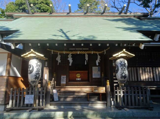 夢見ケ崎動物公園を検索するとレッサーパンダばかりがヒットしますが古墳の宝庫でもあり４つの寺社もあるのです。<br />ここには了源寺、熊野神社、浅間神社、天照皇大神があり、それぞれ歴史もあり興味深いものがあります。<br /><br />