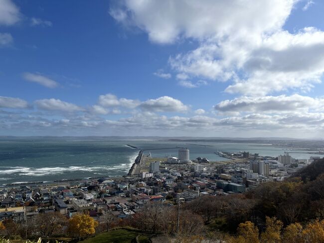 さいはてツアー・北海道の稚内<br /><br /><br />羽田空港_08:15→新千歳空港_09:45<br />（ANA4715）　　<br />新千歳空港_10:20→稚内空港_11:15<br />（ANA4841）<br /><br />稚内港→鴛泊港<br />（ハートランドフェリー）