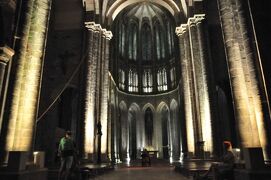 2014年フランス弾丸旅行記　第5回　夜のモン・サン・ミッシェル修道院は美しくライトアップされていた