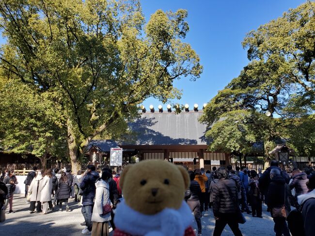 年の初めに青春18きっぷを使って、初詣に行ってきました。<br />まずは、熱田神宮へ…