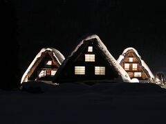 雪の白川郷ライトアップへ行ってみました