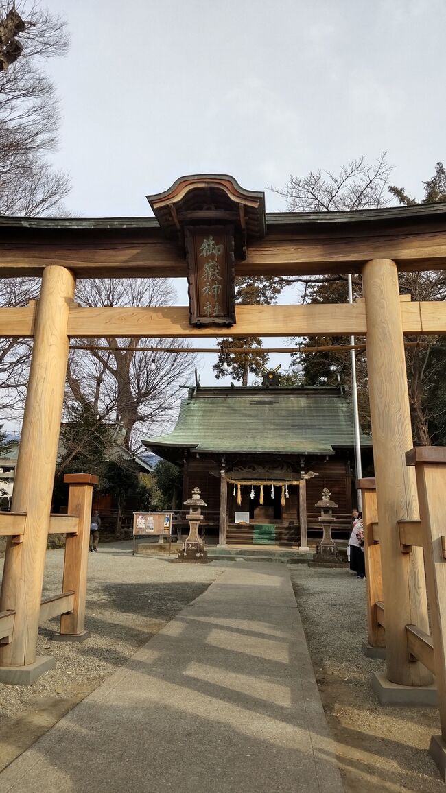 出雲大社相模分祠には御嶽神社と八坂神社があります。こちらをセットでお参りします。
