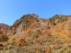 秋山郷の紅葉を見に行ってみました。