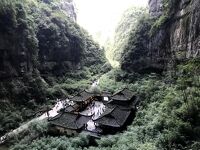 重慶日帰りツアー　武隆（３つの世界遺産制覇）