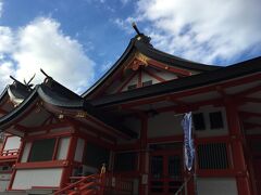 早春の花園神社へ、新宿ぶらり散歩