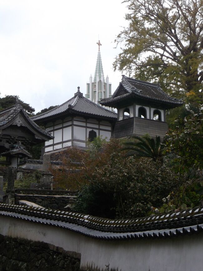 熊本・長崎9日間の旅　⑩　教会とお寺そしてお城のある街　平戸