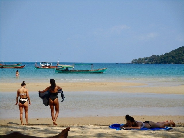 タイさんのカンボジアの旅 8日目(2020/1/23) ロンサレム島3日目 浜辺のフリーマーケット