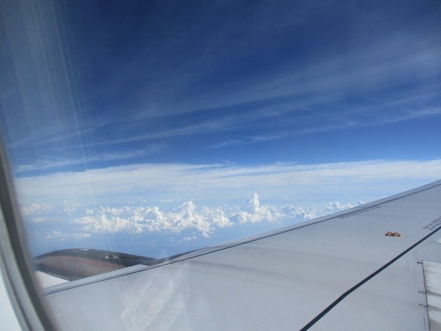 タイです。<br />マレーシアのプルフンティアン等からクアラルンプール。<br />飛行機でインドネシアのバリ島 クタに飛びます。