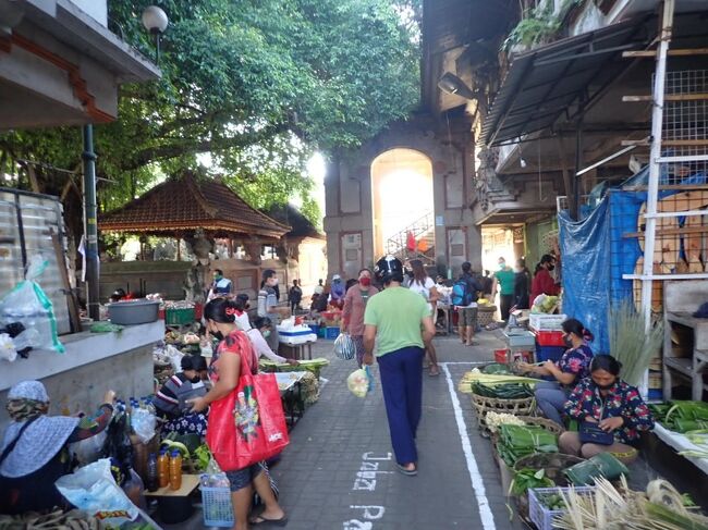 タイさんのインドネシアの旅48日目(2020/4/26) ウブド11日目 ウブド市場