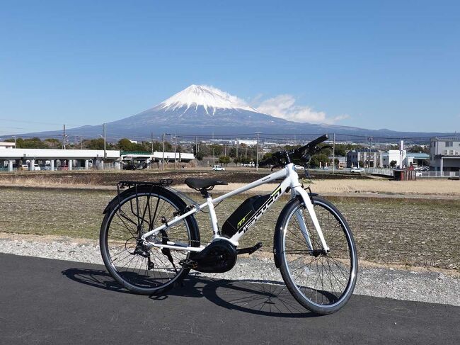 今月初めに発注していたe-バイクが納車の準備が出来たと自転車屋さんから連絡が、21日に入りました。<br />18日夕方に持病のヘルニアが再発しましたが、コルセットをしたら痛みが軽減したので、22日に納車となりました。<br />車で行って受け取り、その後、試乗して来ました。<br />今回は、その試乗の様子です。<br />まだ、7.4ｋｍの試走でしたが、想像していた以上に楽です。<br />これから急坂なども走行したりしながら、使いこなしていきたいと思います。