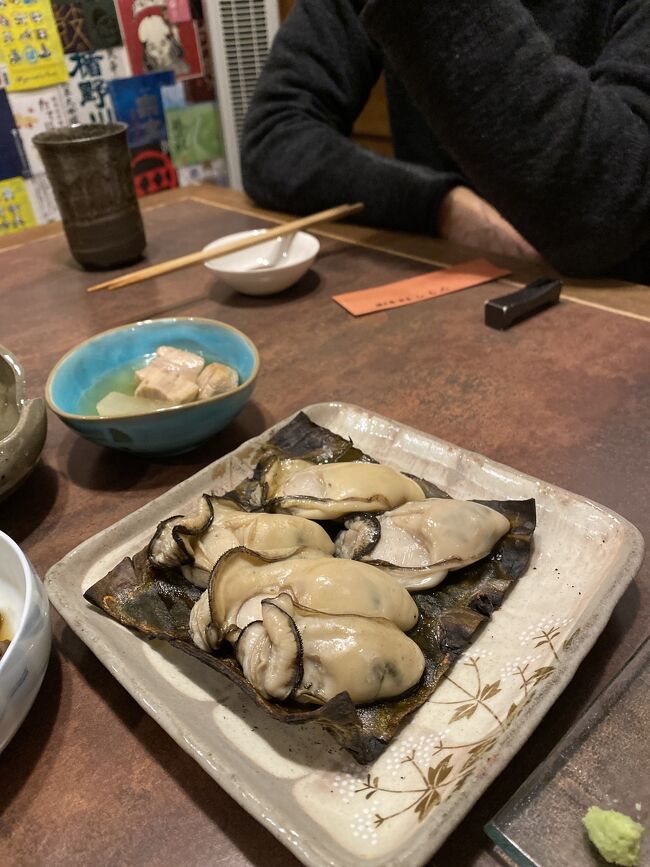 訳あって急に決まった大阪出張。<br /><br />予定は、午後から一つだけミーティング。<br /><br />夜は部下と2人で反省会<br /><br />翌日朝から東京に移動。<br /><br />午後、愛娘の保護者会に出席し、夕方会社に戻る