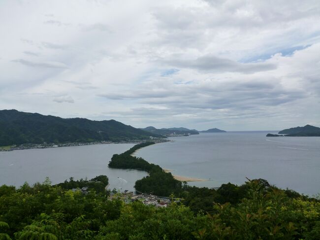 ２００９年松島(宮城県)に行って、２０１０年宮島(広島県)にも行って来ました。京都にある天橋立は絶対行きたいですよね。