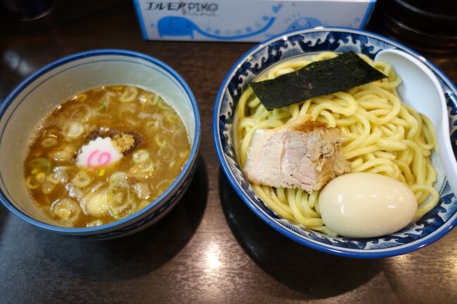 今日は天気も良さそうやし、観梅に。って、確認してみるに、お目当ての都立の庭園はお休みなんやね。んじゃ、足立区内で何処か…北綾瀬ですか。行ってみるかな。北千住から2駅なら徒歩圏内…って、歩くと1時間半くらいの距離みたい。素直に千代田線ですね。<br /><br />そ言えばお昼時ですね。移動中、どんなお店あるかなと検索。こちらが評判良さそう。