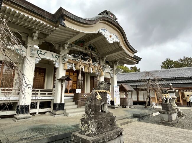 娘との3月旅行第二弾は阪急交通社の「九州7県全県を巡る 4つの絶景と4つの温泉めぐり5日間」にしました。娘が一度も九州に行ったことがないのと、私自身も福岡、長崎、大分以外は知らないので、この際ぐるっと回ってみることに。<br />5日しかないので、代表的な場所のみですが、良かった場所はまた個人で再訪しようと思っています。<br /><br />3/13(日)JAL315 羽田発11:05 福岡着13:05 太宰府 武雄神社 武雄の大楠 弓張温泉<br />3/14(月)長崎平和公園 愛野展望台 フェリー(島原港~熊本港)熊本城公園 霧島温泉<br />3/15(火)霧島神宮 城山公園 天文館街散策 黒酢の壺畑 宮崎リゾート温泉<br />3/16(水)堀切峠 青島 高千穂峡 瀬の本高原 やまなみハイウェイ 別府温泉<br />3/17(木)湯布院散策 JAL316 福岡発14:00 羽田着15:35