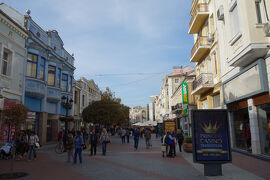 6.ブルガリア プロブディフ　アレキサンダル バテンベルグ通り夕方散歩