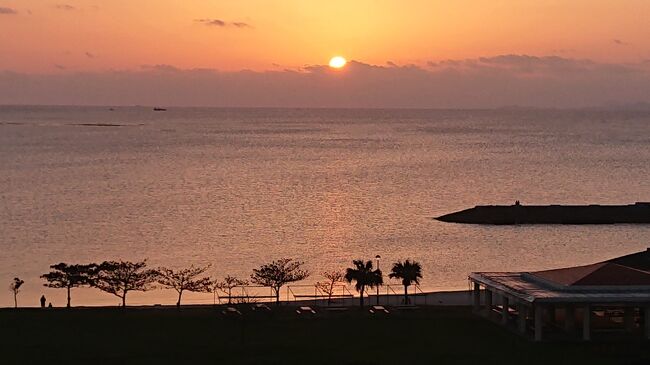 沖縄は一足早くマンボー解除したらしい。<br />南の国行きたい病がうずうずと・・・。<br />前から行ってみたかったサザンビーチホテルの安いプランを楽天で見つけたのでポチってしまった。<br />何もやること決めてないけど何もしない旅もいいかな。