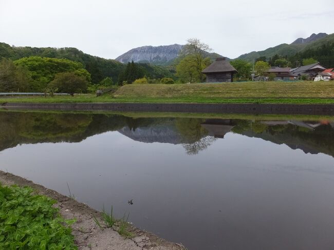 大山　博労座→桝水高原→鍵掛峠→御机の茅葺小屋→東大山大橋→船上山→一息坂→香取草谷