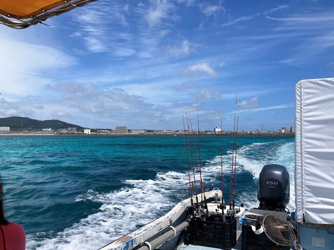 11歳9カ月の息子を連れての沖縄・石垣島への旅。<br /><br />昨年に引き続き春休みは石垣島を旅します。<br />久しぶりの息子とのふたり旅。初めてのふたり旅(https://4travel.jp/travelogue/11275747)の時より息子の成長を感じながらの旅になりました。<br /><br />そして3月は沖縄では「うりずん」といわれる季節。「潤いはじめ」という意味だそうです。その言葉通り雨が多く、あまりお天気には恵まれませんでしたが、のんびりとこの八重山の季節を楽しむ旅にもなりました。