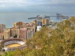 マラガ 地中海を見渡すアンダルシア地方最高の絶景 360度のパノラマビューが楽しめるヒブラルファロ城 マラガ スペイン の旅行記 ブログ By World Traverunnerさん フォートラベル