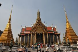 2015年タイ旅行記　第16回　バンコク観光その3　タイで最も格式のある寺院ワット・プラケオとタイ王宮を見学