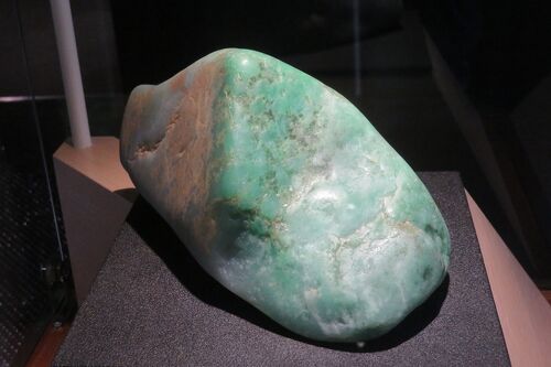 Beginner's Luck brings me a big jadeite : Jadeite hunting