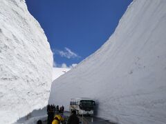 立山黒部アルペンルート★雪の大谷１