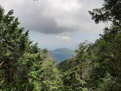 初めて「大山」を歩いてきました