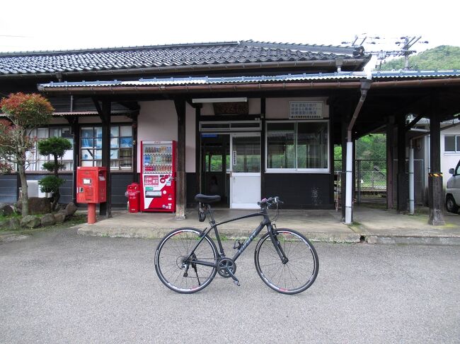 2022年、輪行の旅１回目。養父駅からサイクリングで養父神社、国寺、神鍋高原の滝巡りを楽しみました。