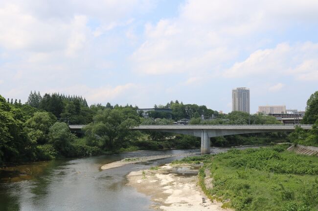 宮城・仙台旅しおりの撮影記念パネルが仙台市営地下鉄の<br />各駅に掲出されるということでパネルの撮影とロケ地を訪問しました。<br />後編です。大崎八幡宮・五色沼・定禅寺通・国際センター駅・大橋・<br />勾当台公園などへ行きました。<br />https://www.kotsu.city.sendai.jp/otanoshimi/tabishiori/index.html